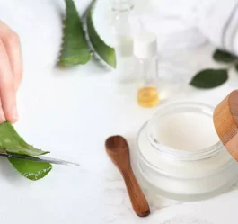 طرز تهیه 6 ماسک آبرسان عمیق خانگی برای پوست صورت