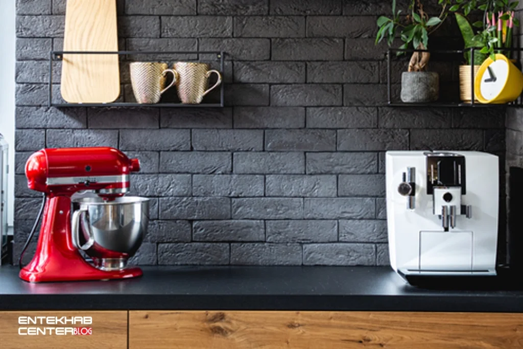 آشپزخانه جسور قرمز و مشکی