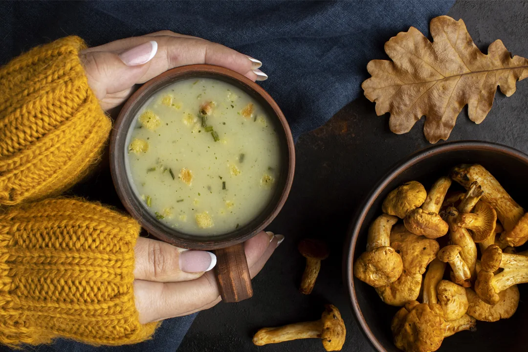 سوپ‌های خانگی مقوی برای روزهای برفی؛ درستش کن با وسایل برقی مدرن آشپزخانه ❄️🍲