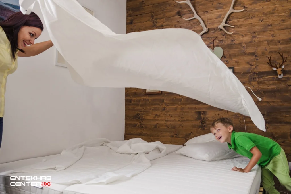 تکوندن رختخواب روی بند؛ هنر مراقبت از پارچهها