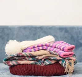 اتوکشی لباس‌های ضخیم زمستونی و خشک‌کردن لباس در روزهای سرد | چه اتویی بهتر است؟