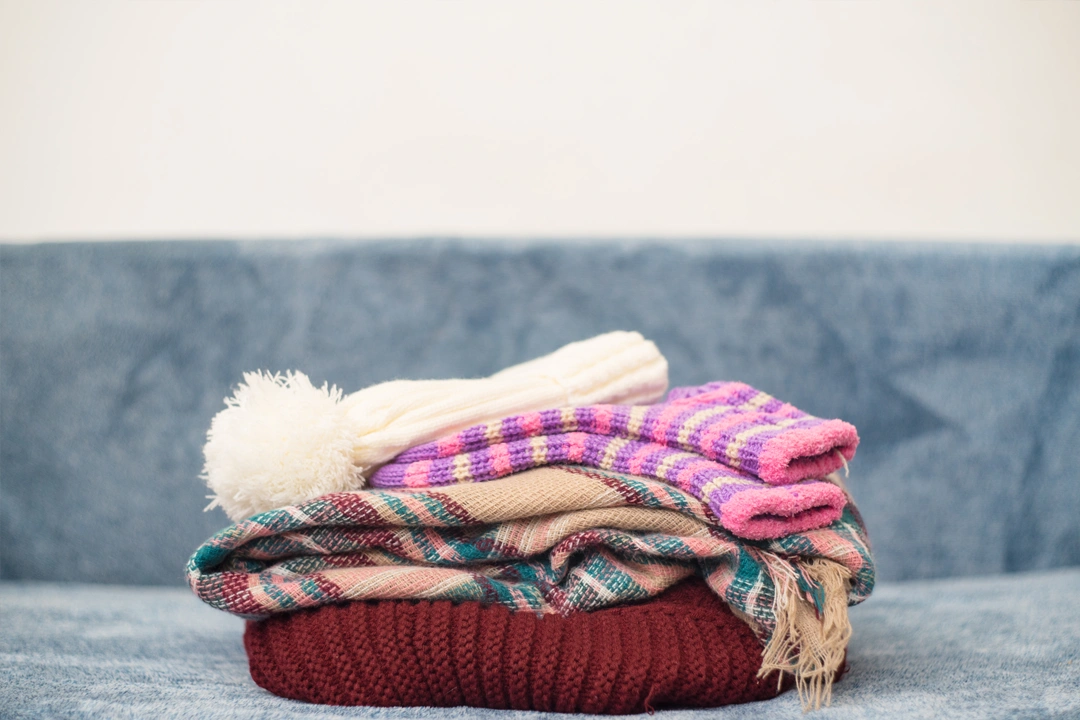 اتوکشی لباس‌های ضخیم زمستونی و خشک‌کردن لباس در روزهای سرد | چه اتویی بهتر است؟